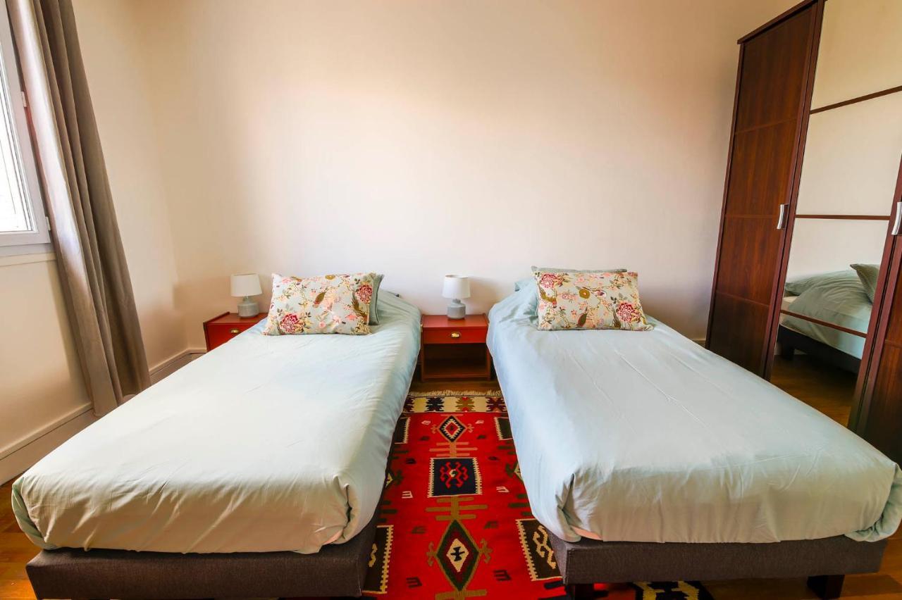 טור Appartement Rousseau - Centre Ville 5 Minutes Gare מראה חיצוני תמונה