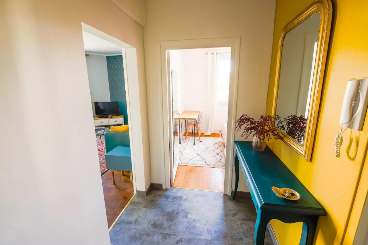 טור Appartement Rousseau - Centre Ville 5 Minutes Gare מראה חיצוני תמונה
